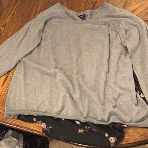 Torrid Grey knit floral back sweater